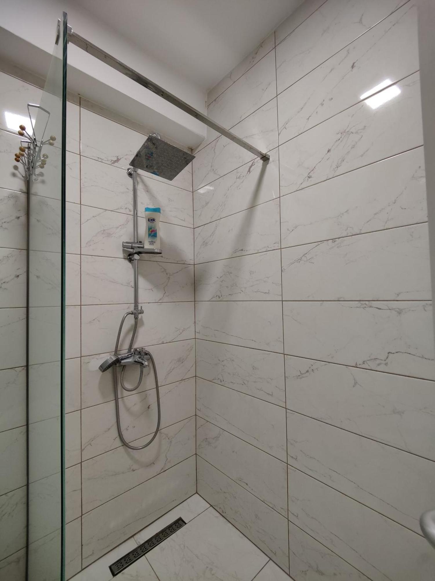 Cozy Apartment พริสตีนา ภายนอก รูปภาพ